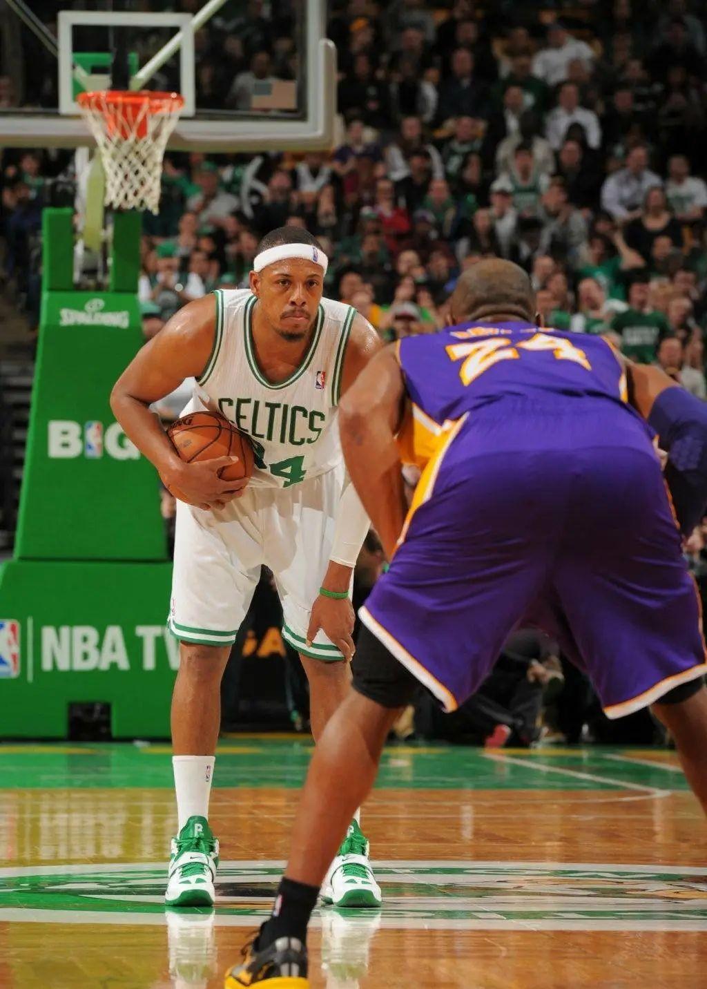 不令人意外 不令人意外