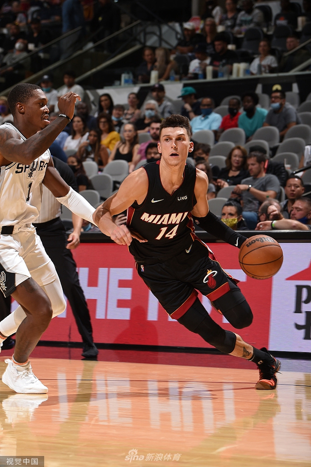 赛中游刃有 赛中游刃有