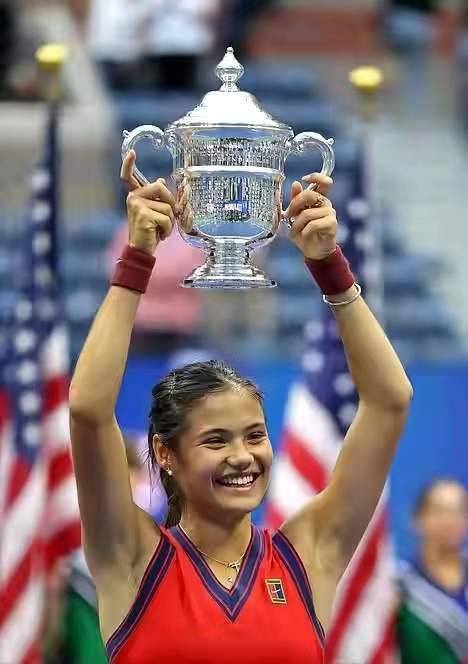 历届比赛中 历届比赛中