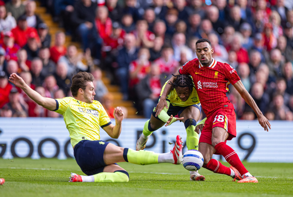 抢回球后的 抢回球后的