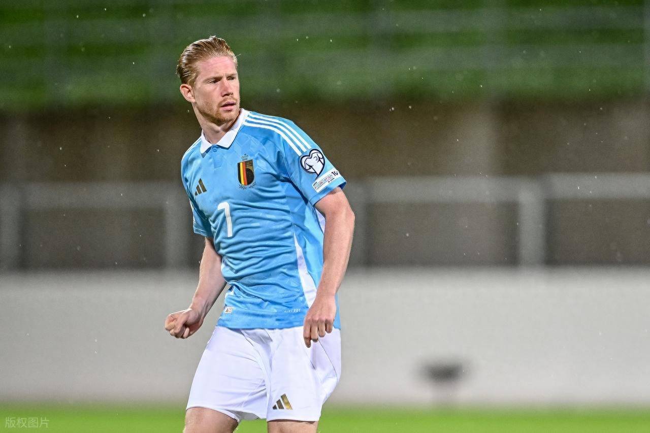 一人负责拉 一人负责拉