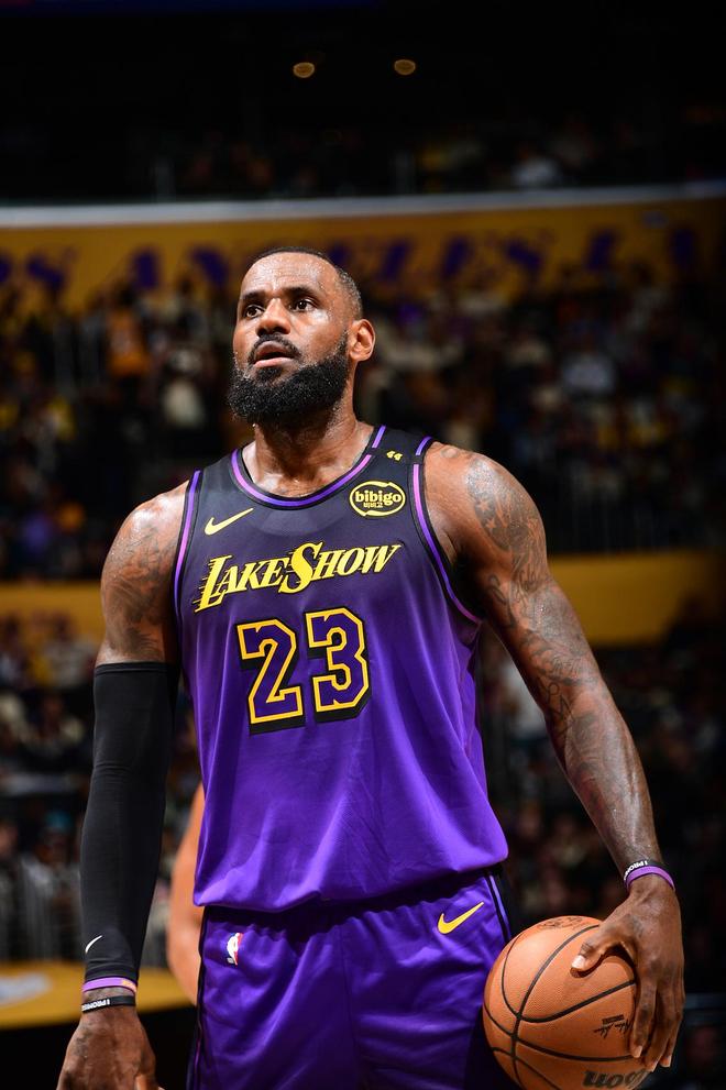 教练组的 教练组的