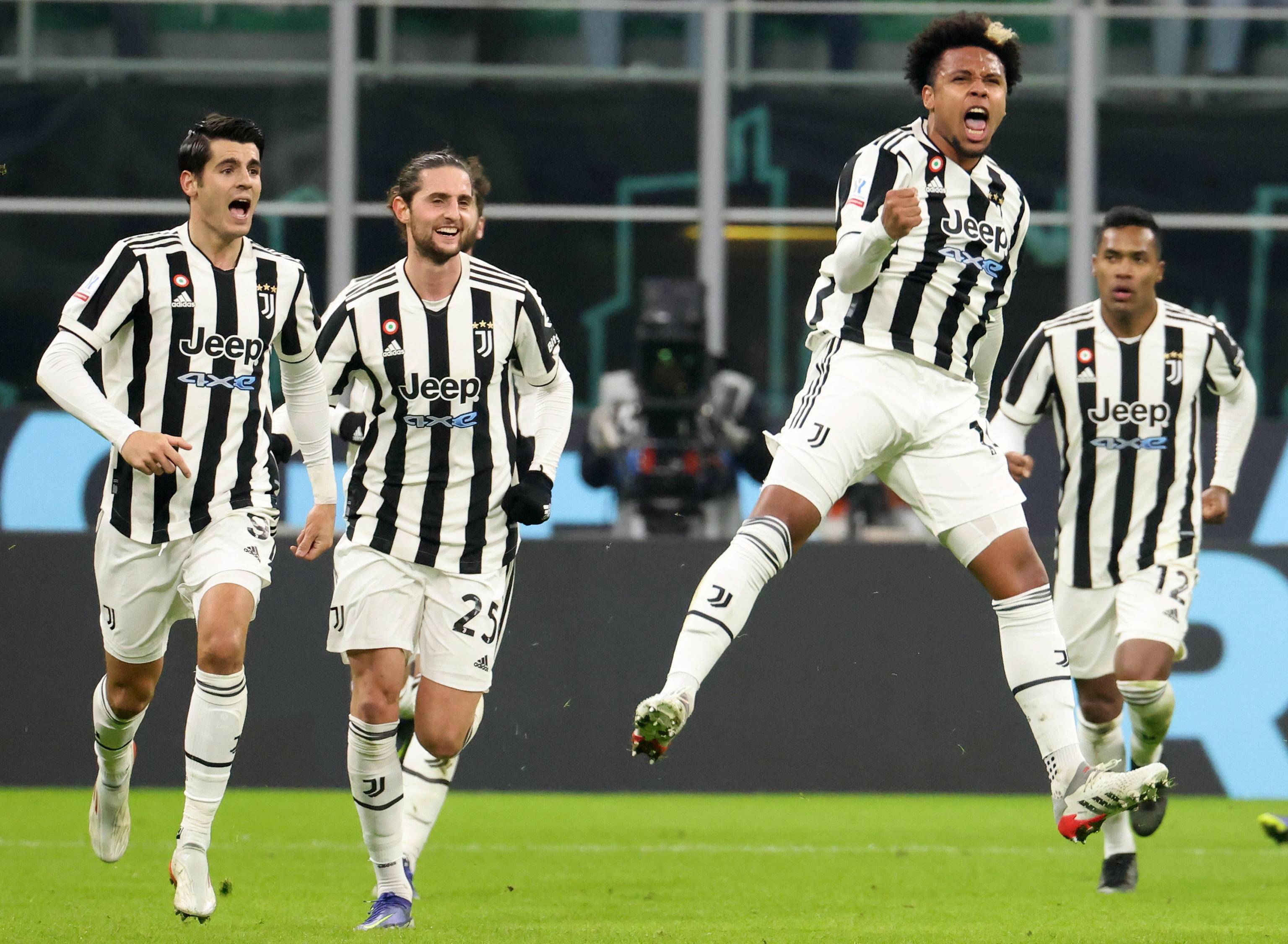 体前压下的 体前压下的